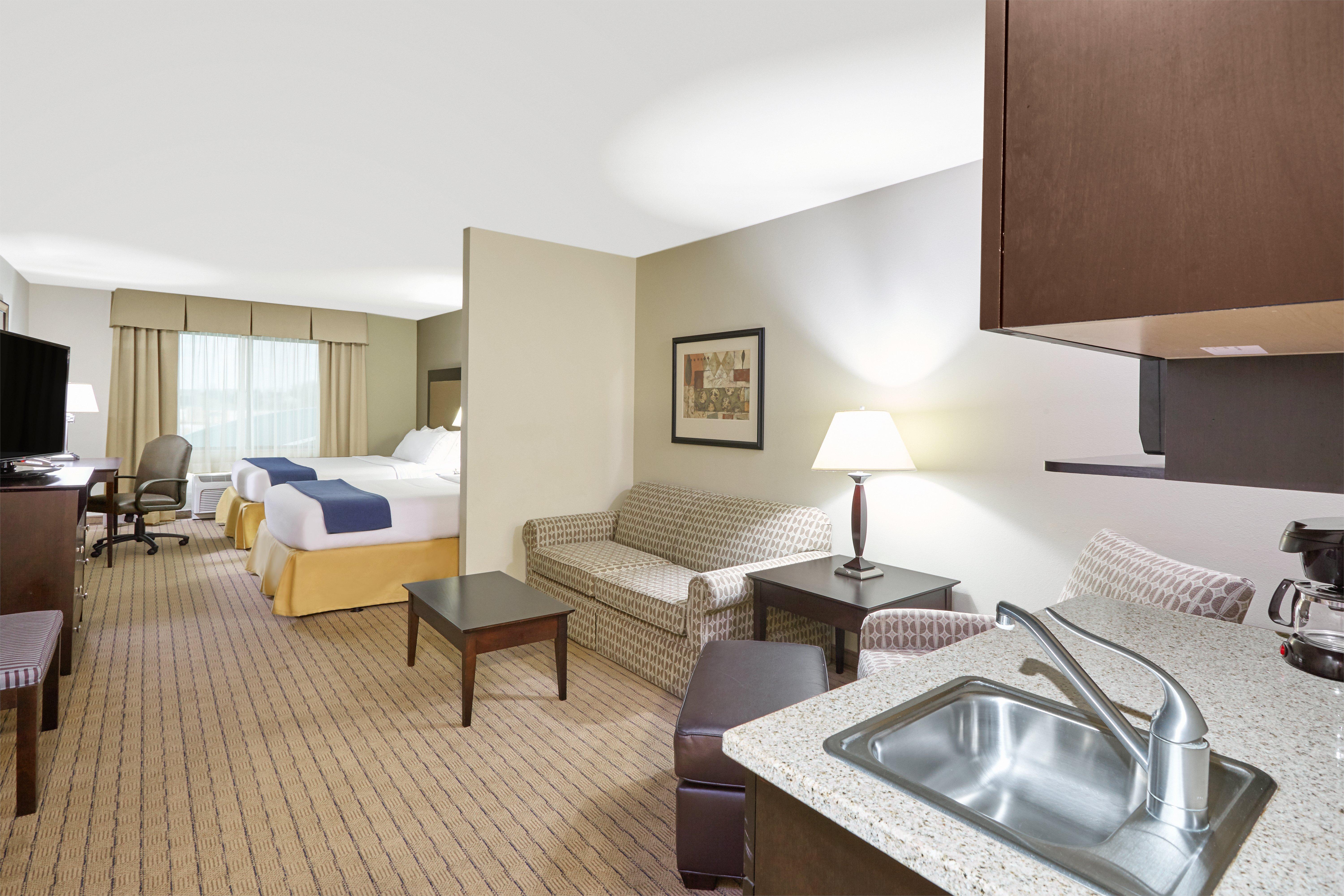 Holiday Inn Express & Suites Madison-Verona By Ihg Dış mekan fotoğraf
