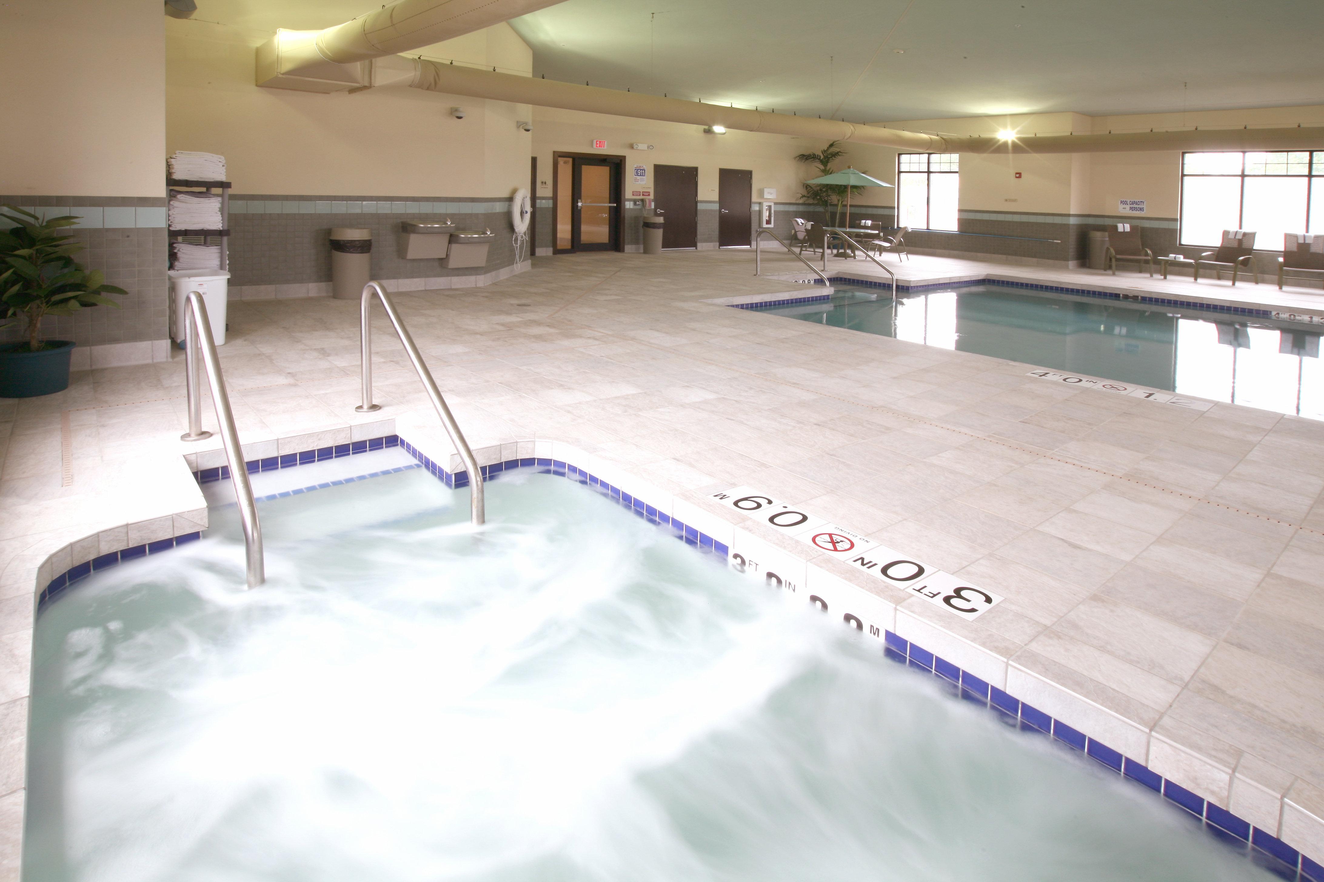 Holiday Inn Express & Suites Madison-Verona By Ihg Dış mekan fotoğraf