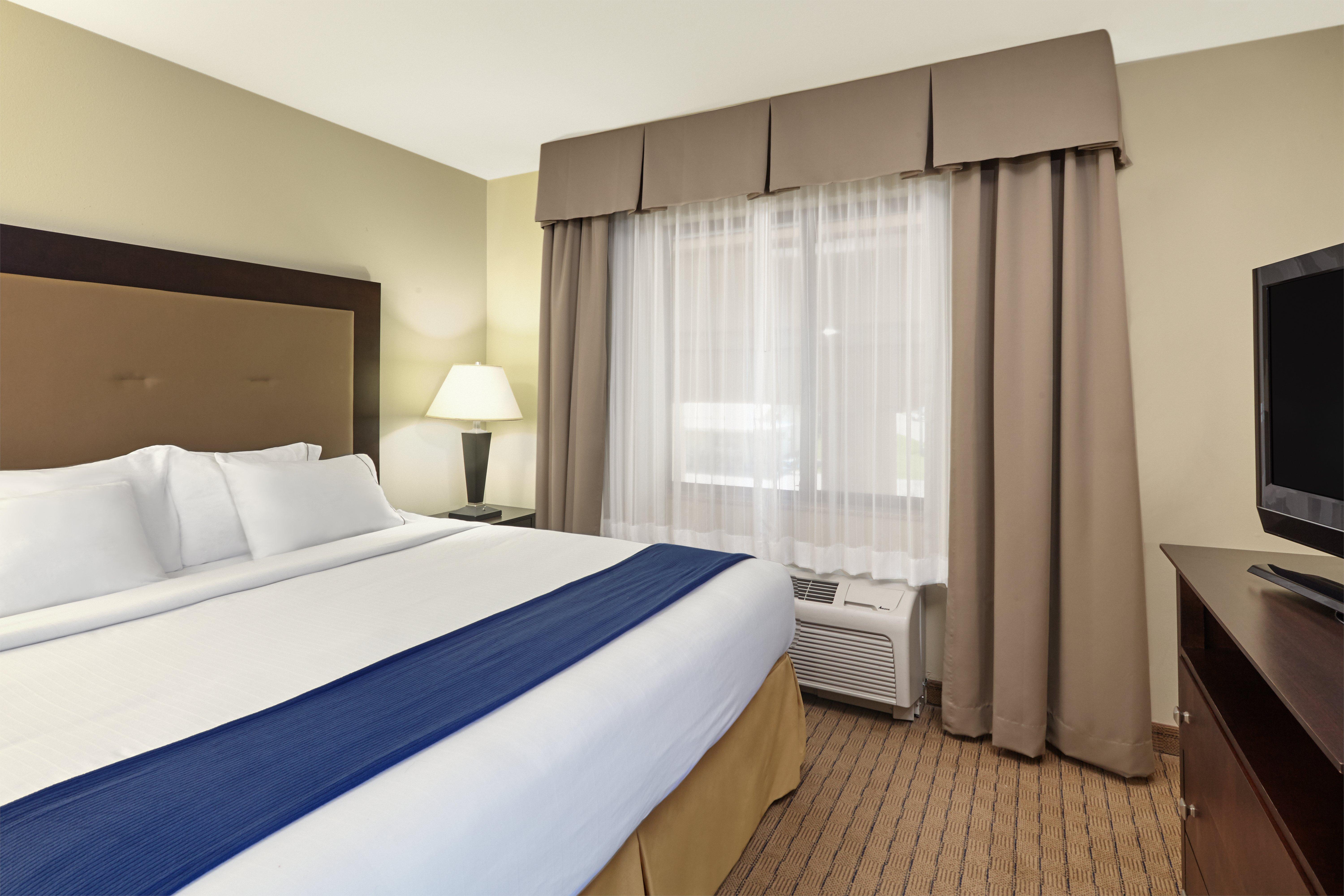 Holiday Inn Express & Suites Madison-Verona By Ihg Dış mekan fotoğraf