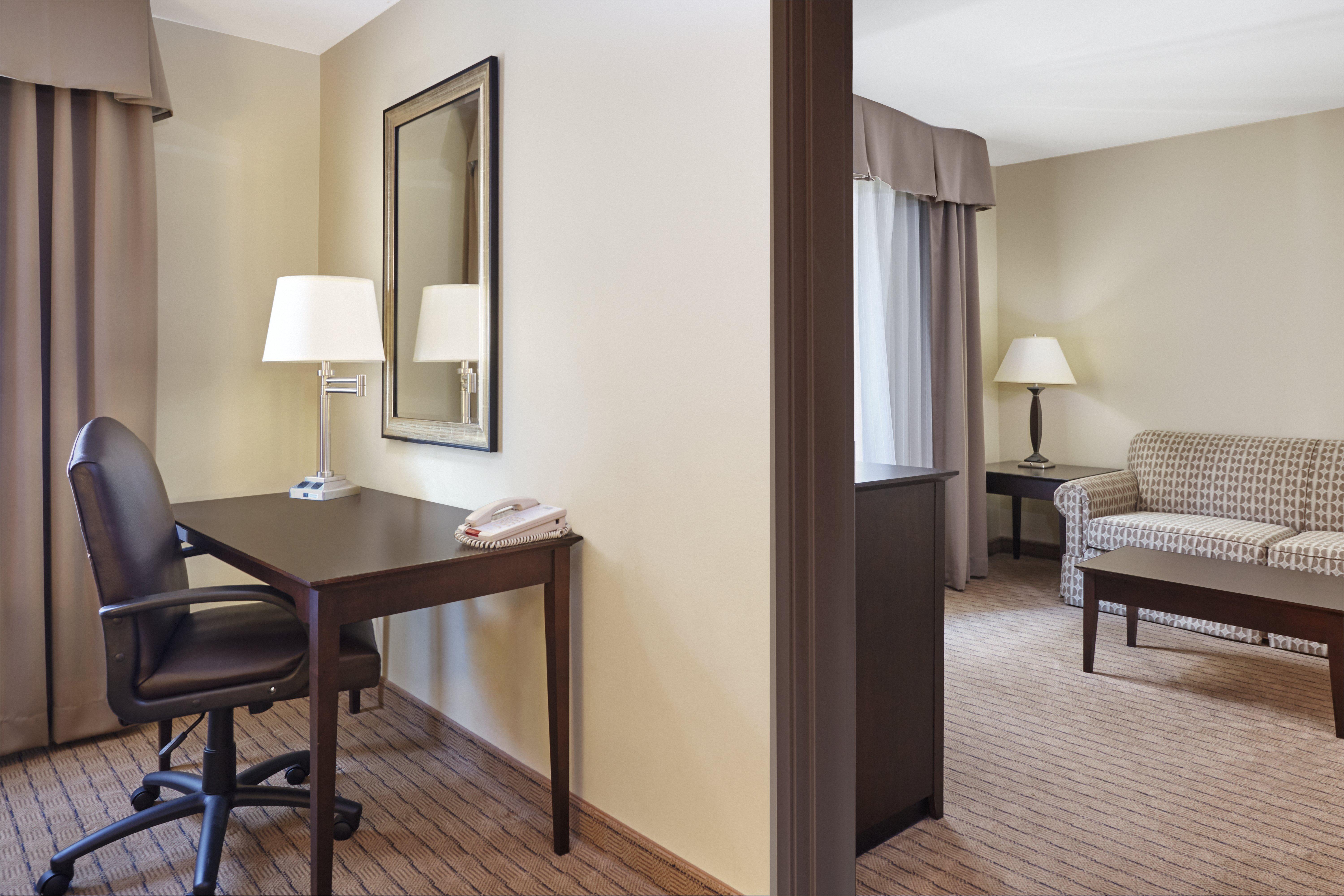 Holiday Inn Express & Suites Madison-Verona By Ihg Dış mekan fotoğraf