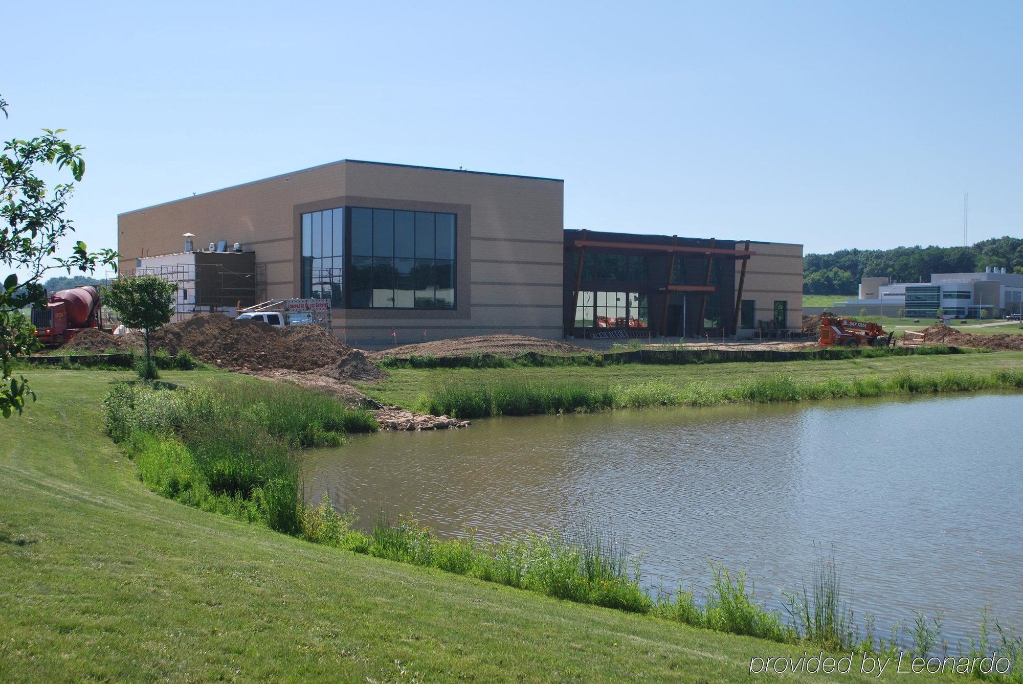 Holiday Inn Express & Suites Madison-Verona By Ihg Dış mekan fotoğraf