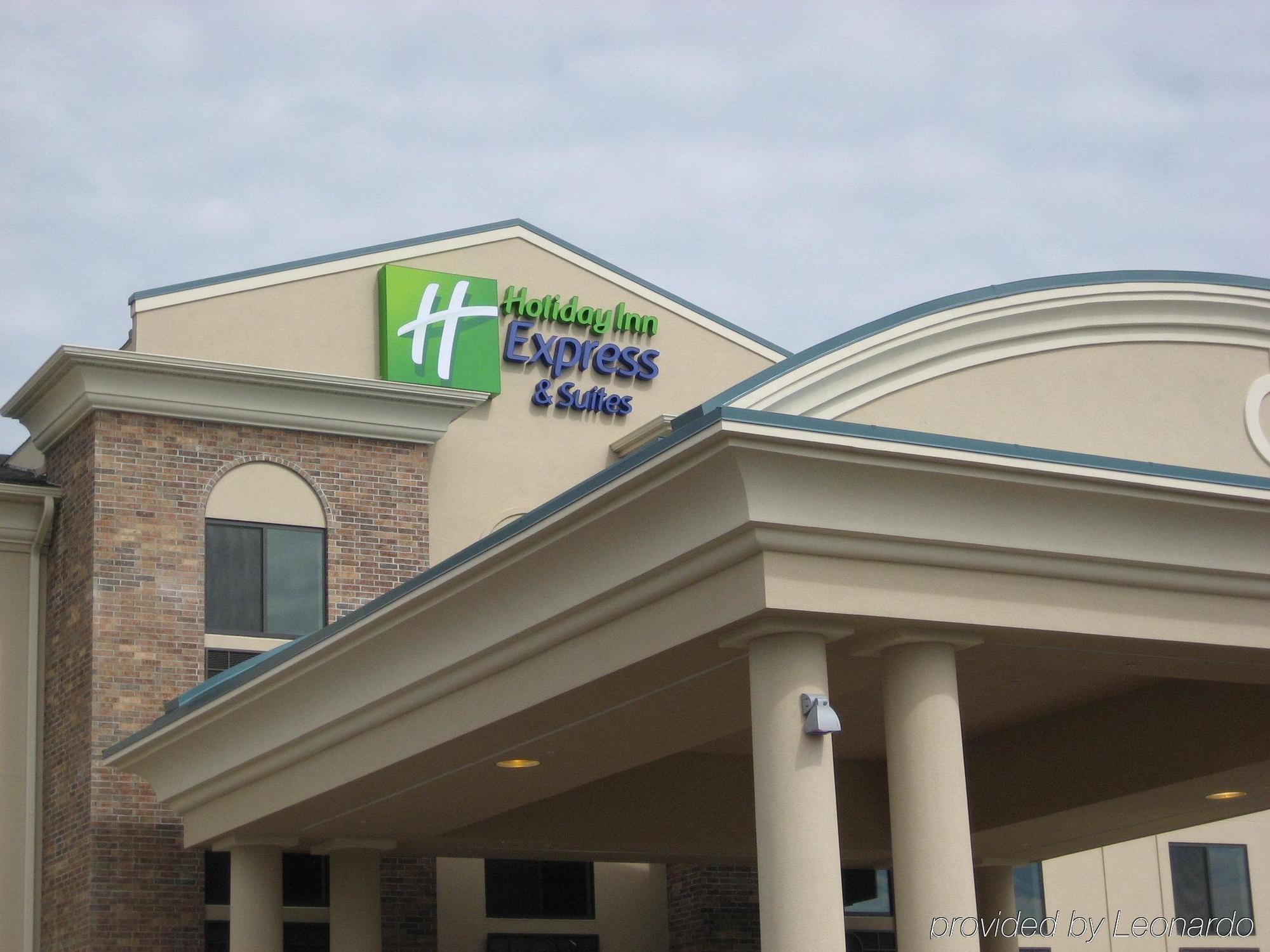 Holiday Inn Express & Suites Madison-Verona By Ihg Dış mekan fotoğraf